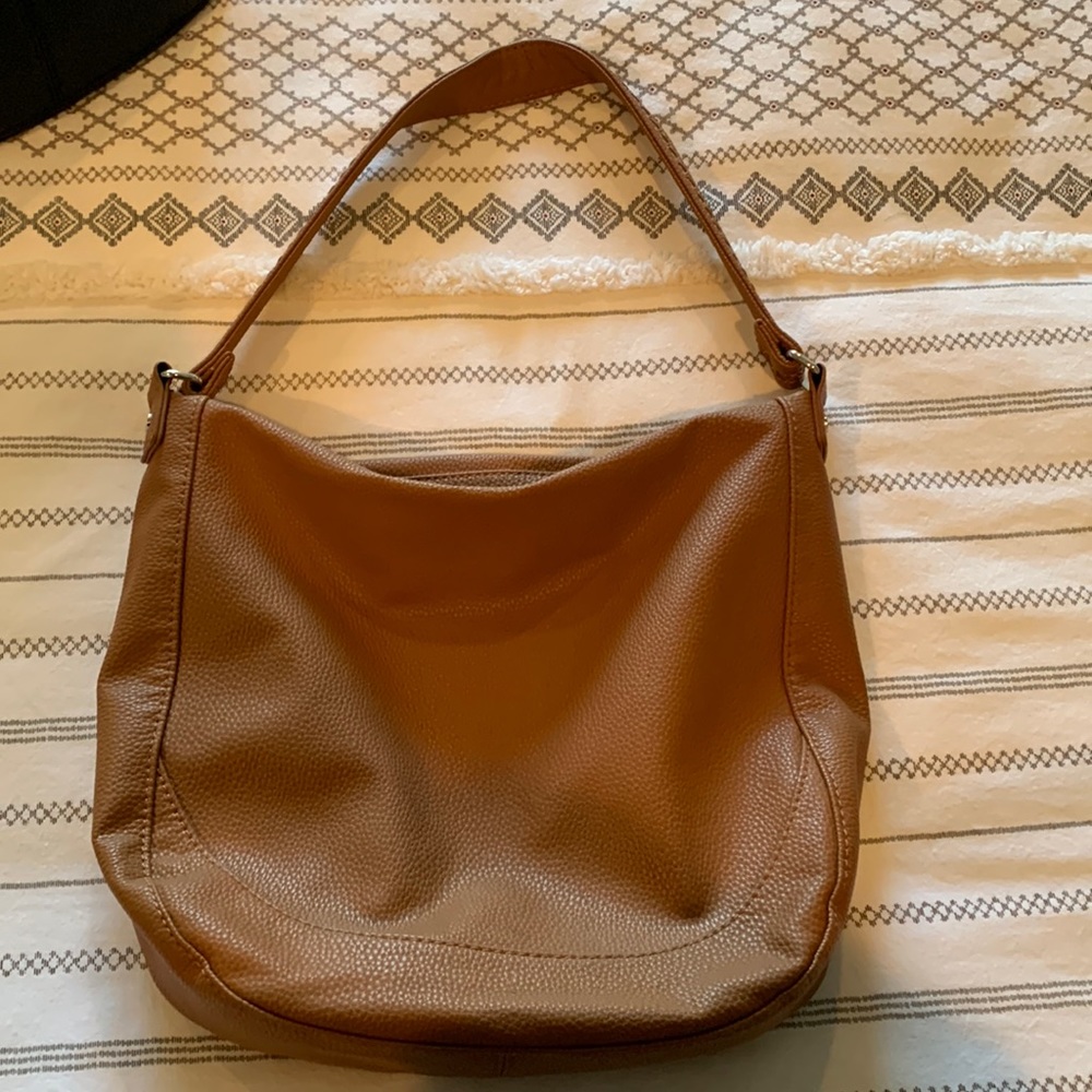 Thirty one camel purse